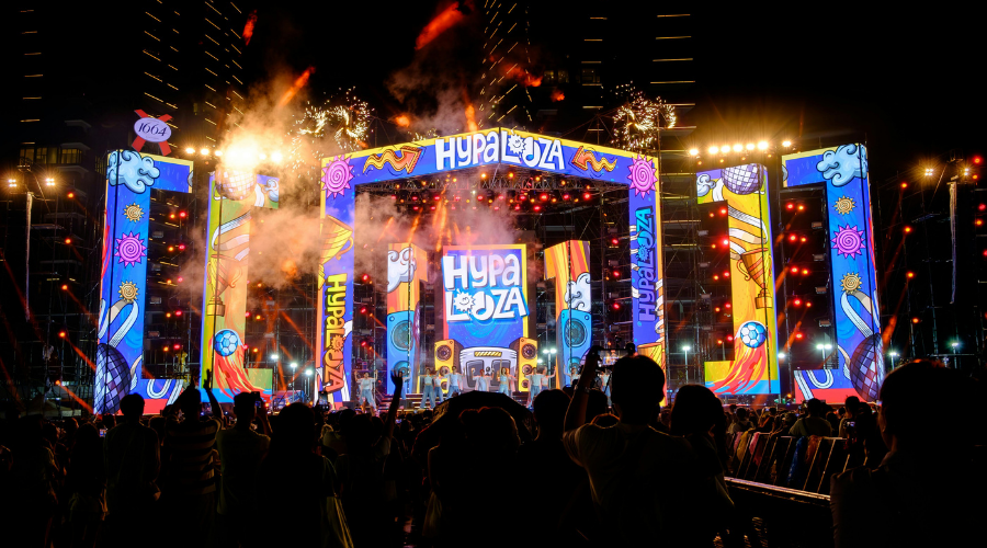 # Why Is a Lineup Announced in Stages?
