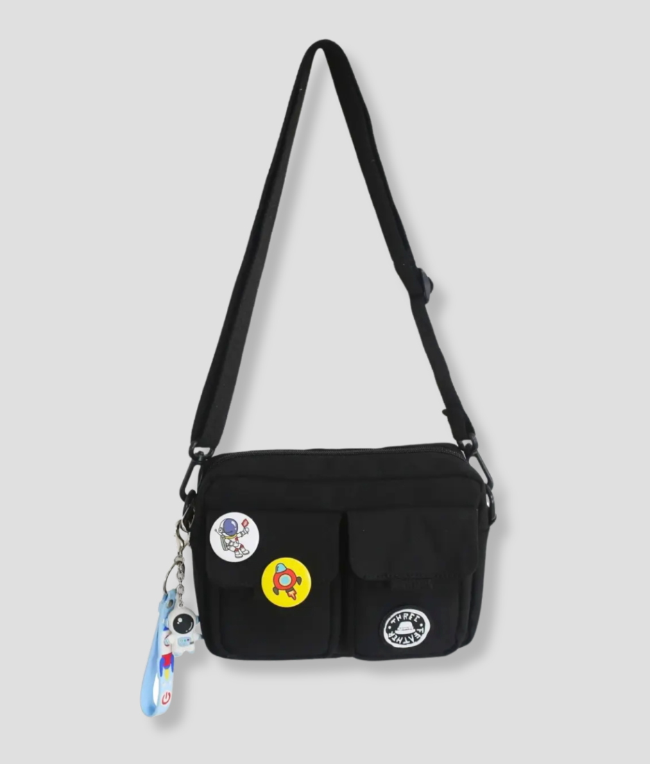 black shoulder bag festivals