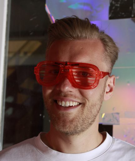 led glasses red