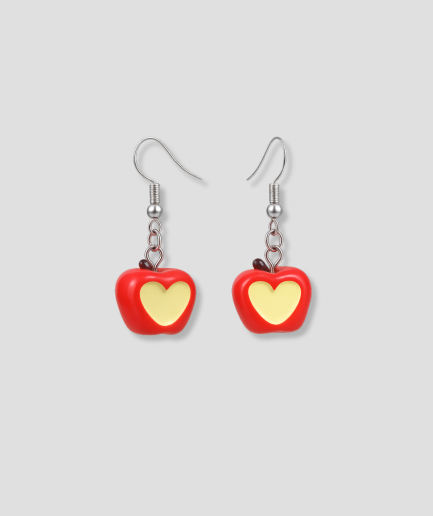 Apple-earrings-heart.png