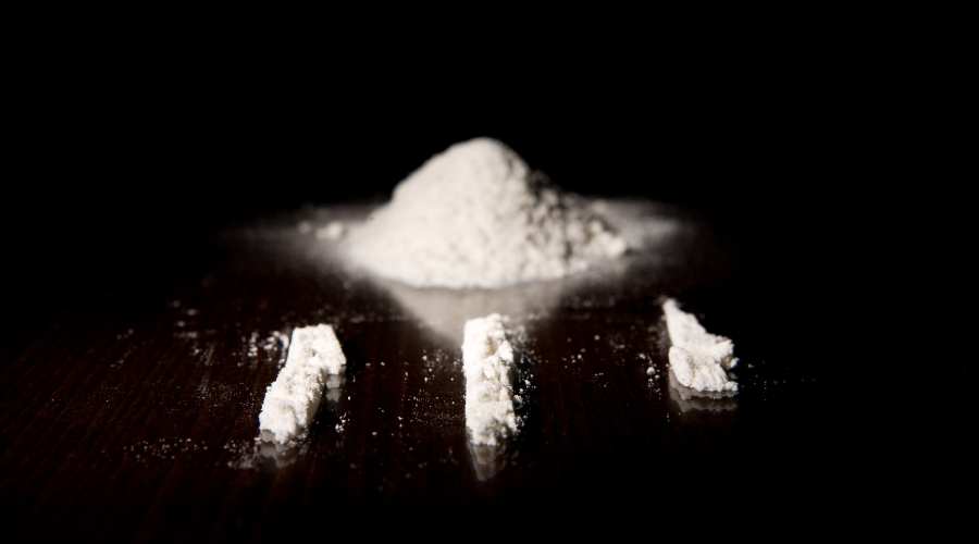 Can you take cocaine with acetaminophen if you're not feeling well?