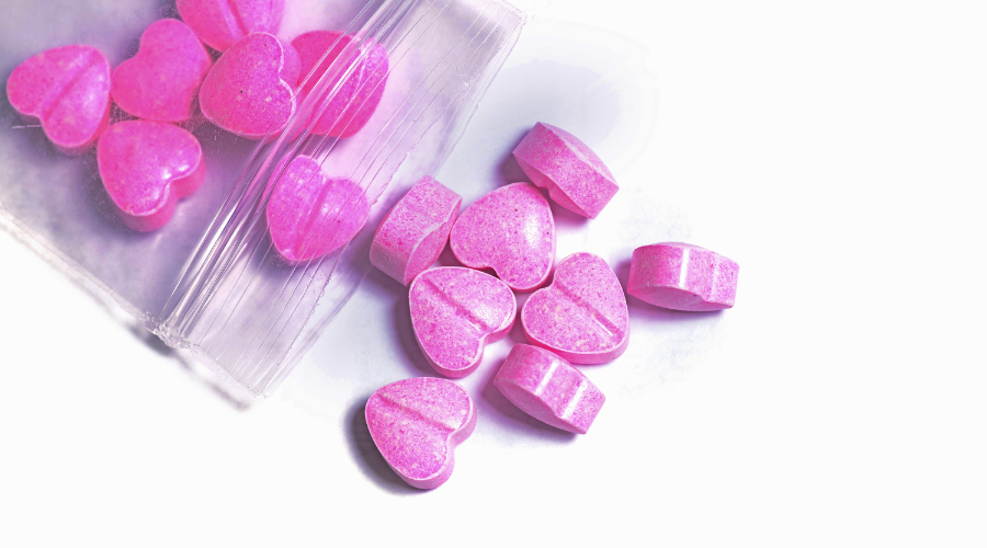 Can you take acetaminophen with ecstasy if you're not feeling well?