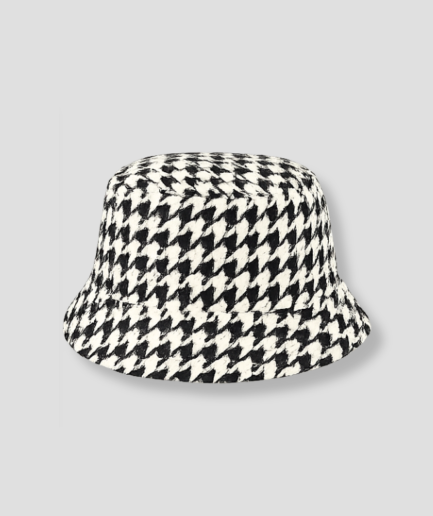 Modern-bucket-hat-black-and-white.png