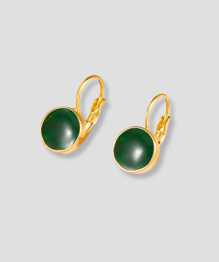 Beautiful-green-earrings.png