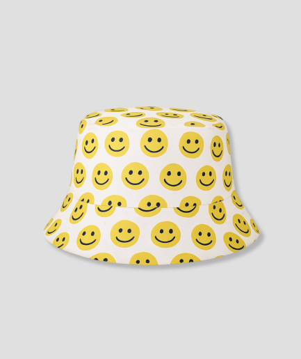 Smiley-bucket-hat-1.png