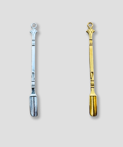 Snuff-scoop-pepper-scoop-festival-accessories.png