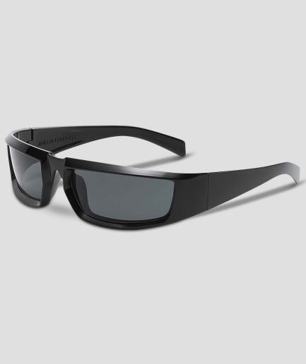 Techno-glasses-festival-outfit-black-glasses.png