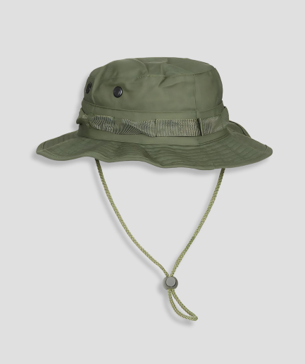 green-hat-with-strings-festivals.png