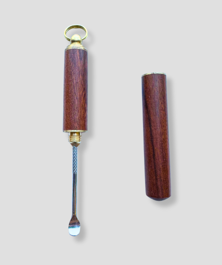 wood-and-metal-snuff-dipper.png