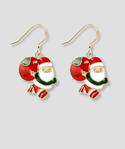 christmas-outfits-unique-earring.png