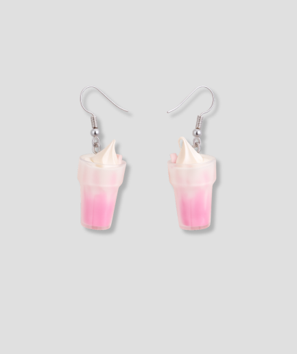 eye-catching-earrings.png