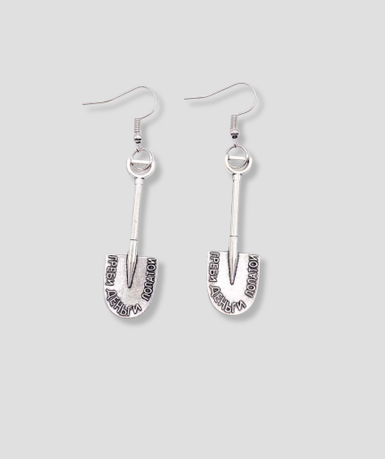 silver-scoop-earring-1.png