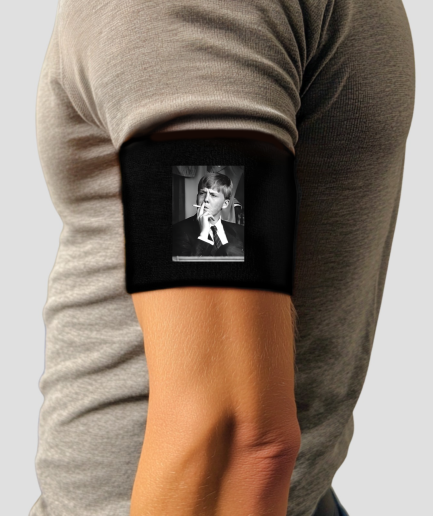 black-captain's-armband-willem-allexander.png