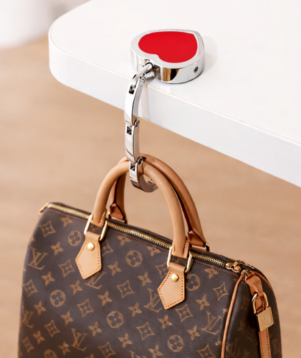 Baggy clip bag holder