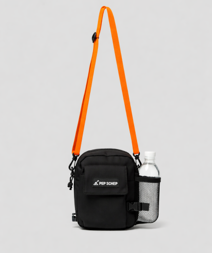 Bottle bag with orange strap: secret drink