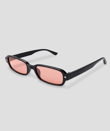 outfit inspiration: red-framed glasses