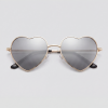 Gray heart, bril met goud montuur en zwart glazen